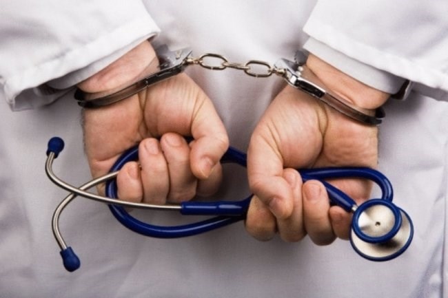 Условия, необходимые для признания врача виновным по статье 293