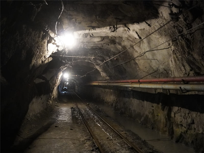 Получают ли шахтеры уголь в России в 2024 году?