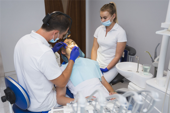 Базовые требования к ассистенту стоматолога